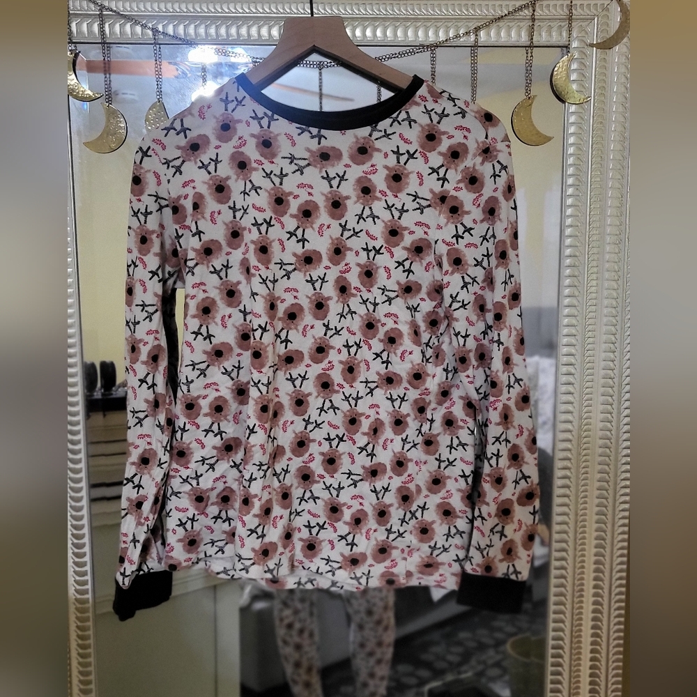 PJ SET Burt's bees pants and top